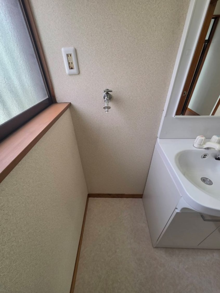 洗濯機置場 エメラルドファイブ