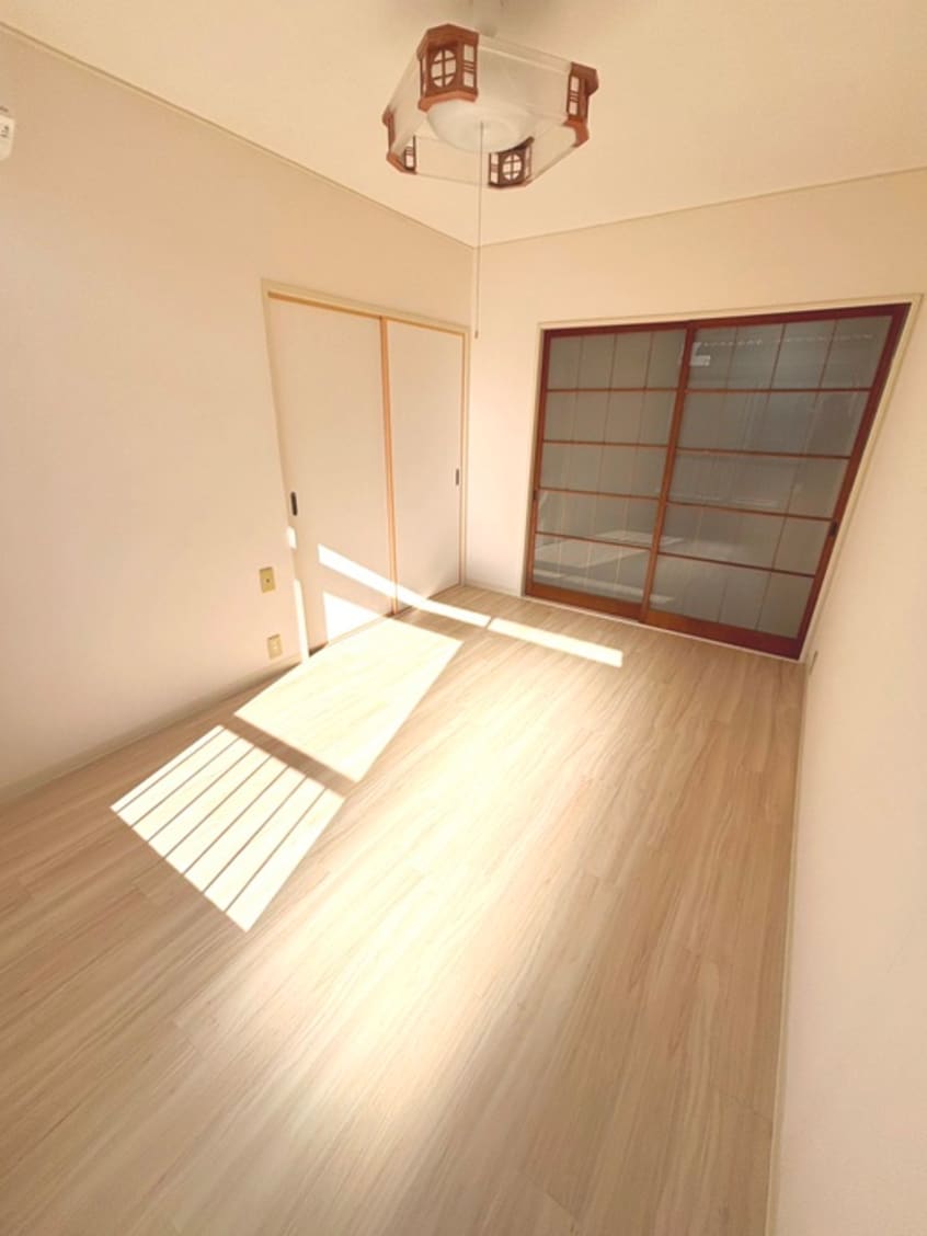 居室 アパルト小松