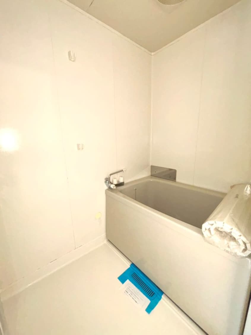 バス／シャワールーム等 アパルト小松