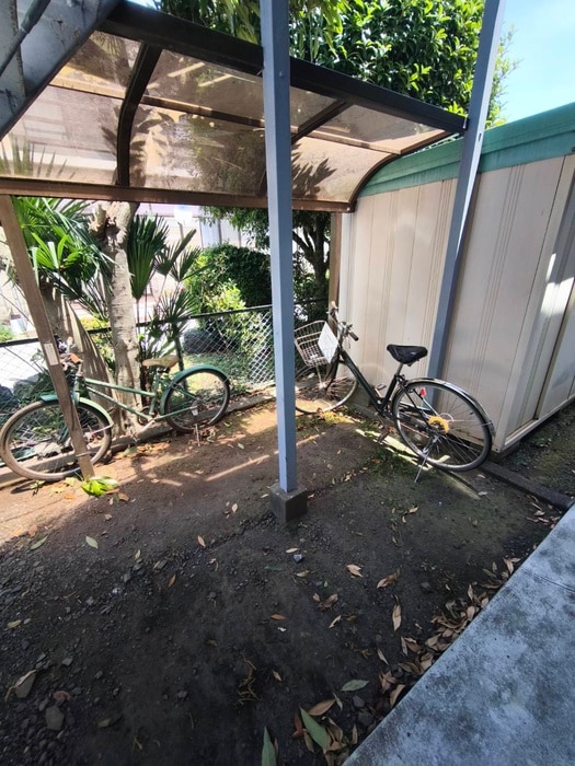 駐輪場 ホワイトホームズ