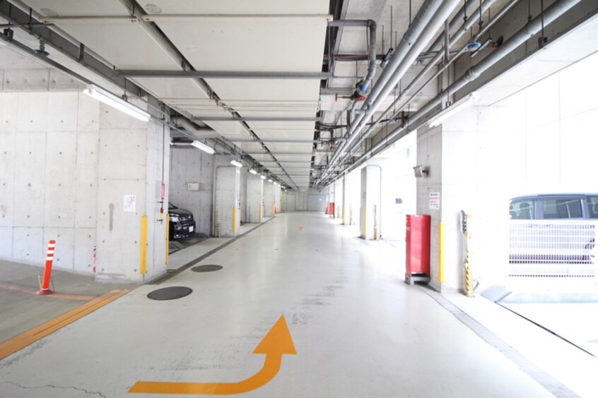 駐車場 アルテ－ヌ新横浜