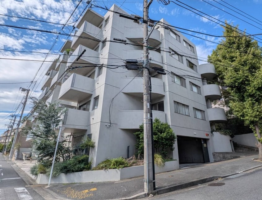 外観写真 ＴＥＲＲＡＣＥ　ＯＮＥ（303）