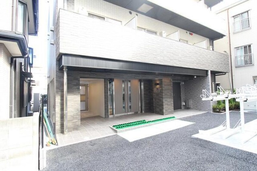 エントランス部分 ＭＡＸＩＶ西川口ＡＺ　ＤＵＥ