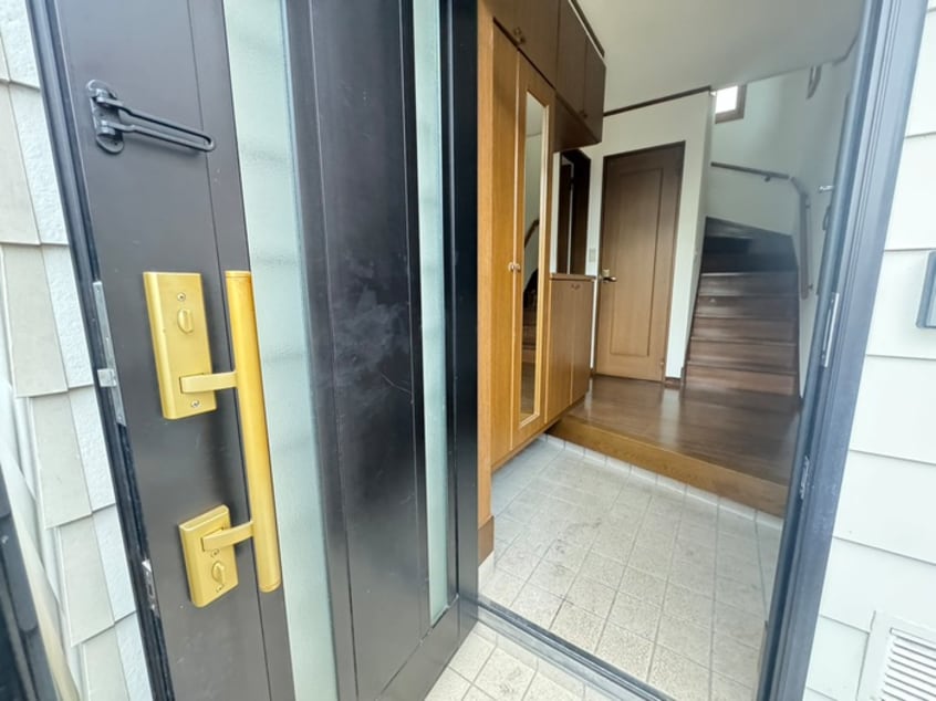 玄関 金が谷１丁目戸建