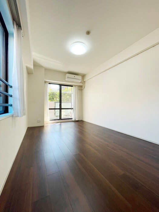 居室 メイツ伊勢佐木長者町（２１０）