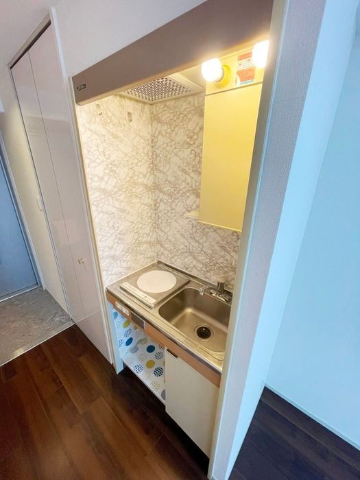 キッチン メイツ伊勢佐木長者町（２１０）