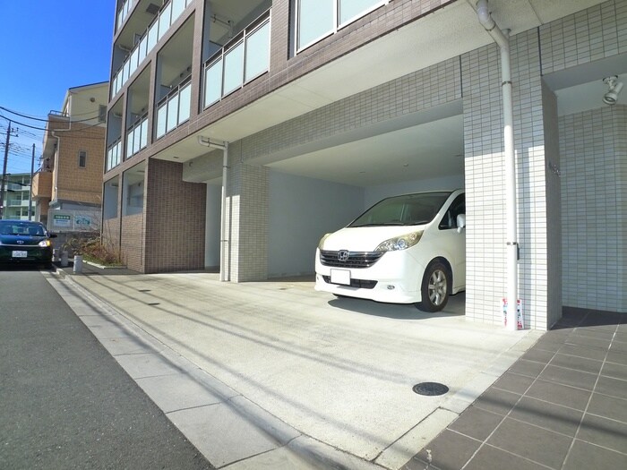 駐車場 ドミール五反野