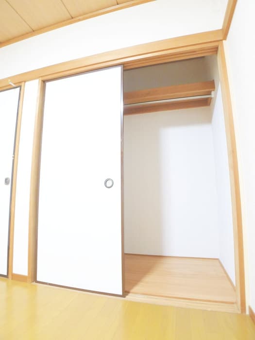 収納 横須賀１丁目貸家