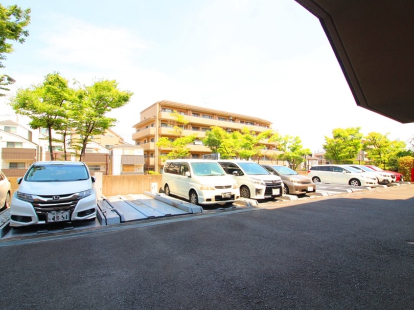 駐車場 クレールメゾン都筑