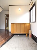 玄関 上尾日の出戸建