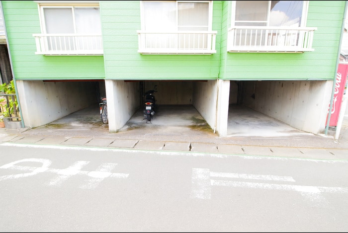 駐輪場 ア－バンフラッツ中野島