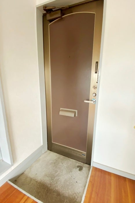 玄関 フラット