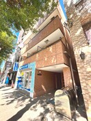 ＨＢＣビルの外観