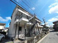 サンビレッチ・トミ－