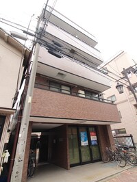 クレール・ユアサ