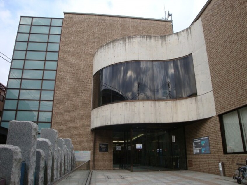 豊島図書館(図書館)まで320m プリンツ