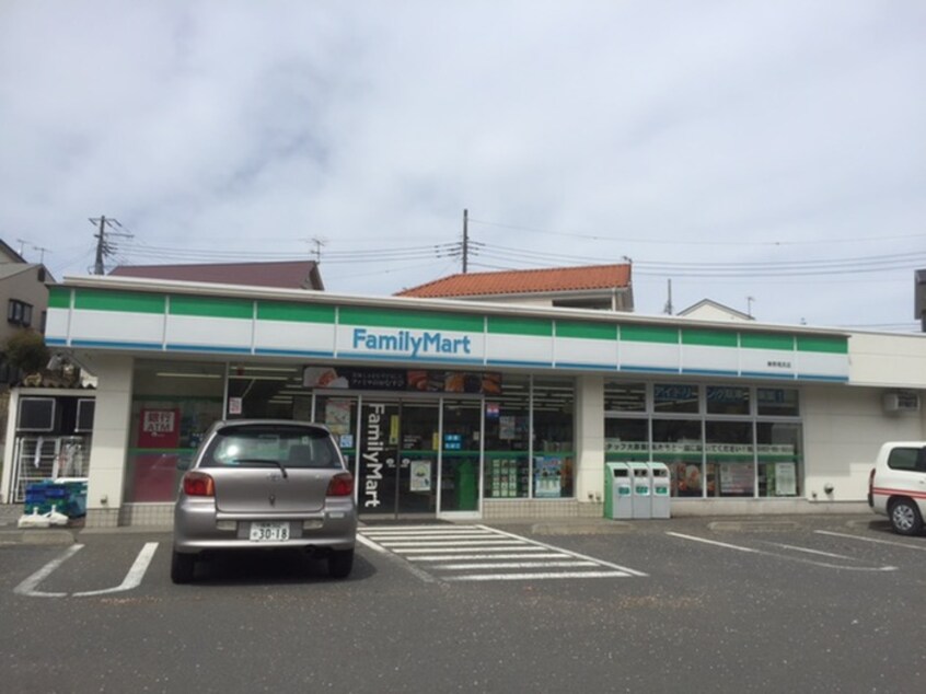 ファミリーマート　秦野曽屋店(コンビニ)まで363m サノシャルム秦野