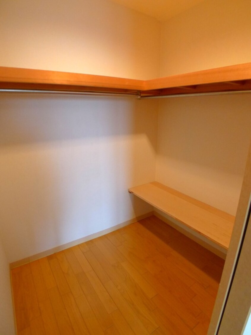 収納 ウッドパーク初石Ａ棟（５１０）