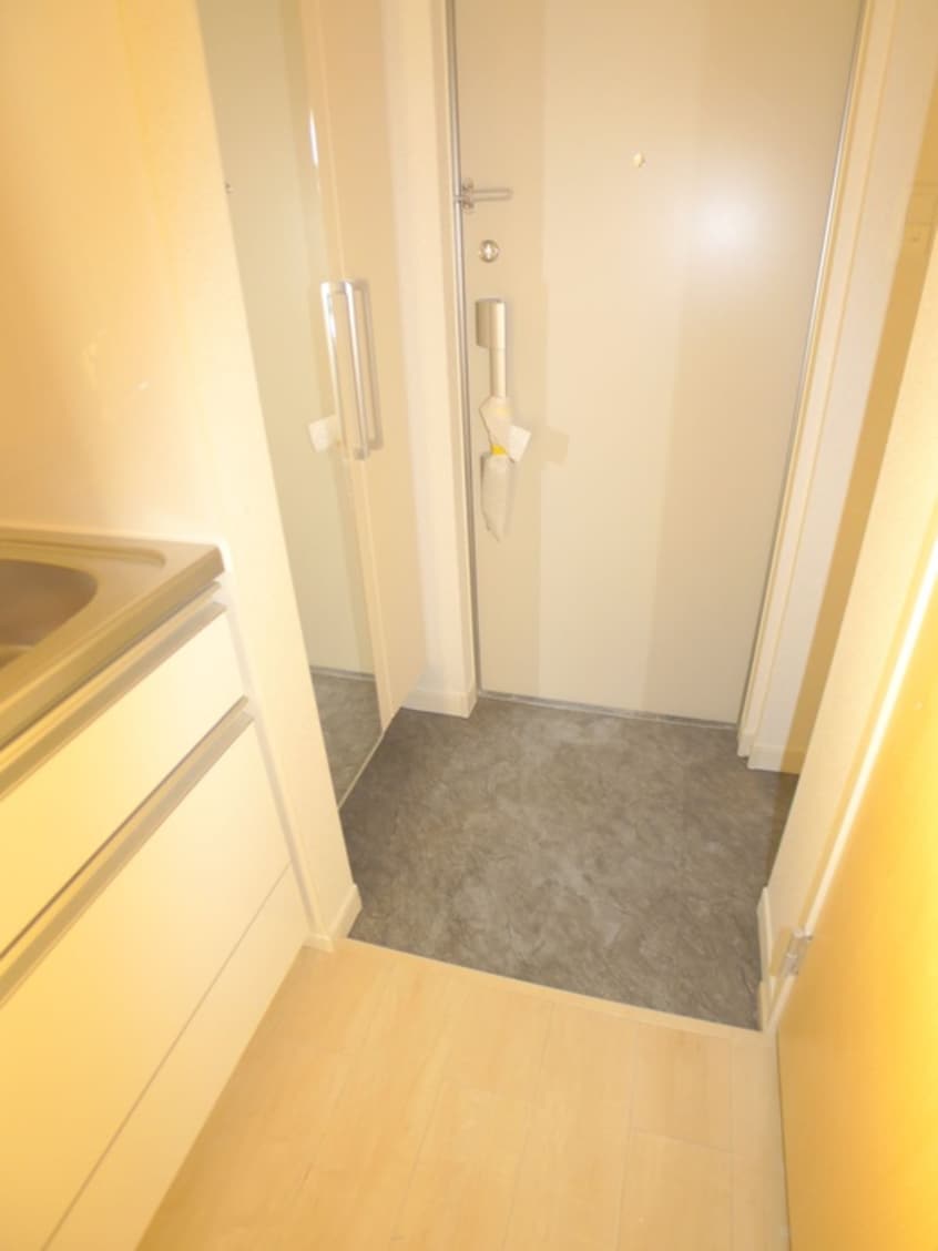 玄関 ラ　ラ　トマートＢ