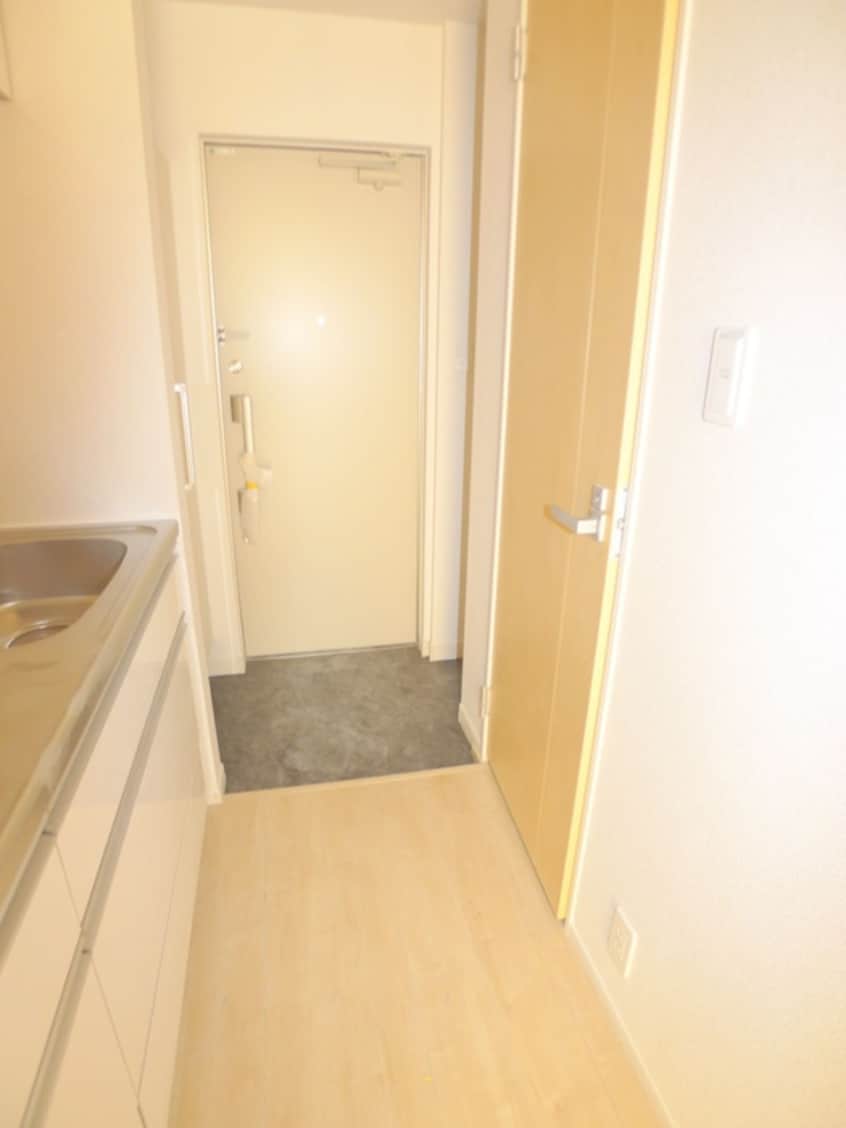 廊下 ラ　ラ　トマートＢ