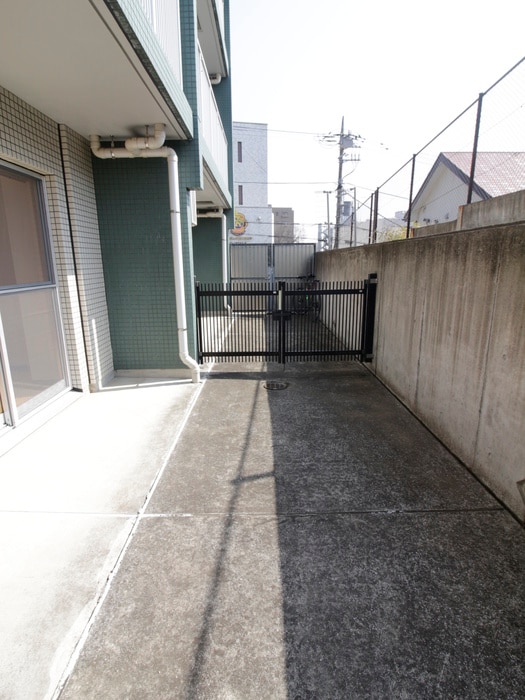 ベランダ・バルコニー ビュ－コ－トＱＭ