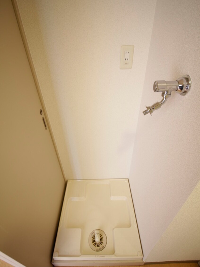 洗濯機置場 ビュ－コ－トＱＭ