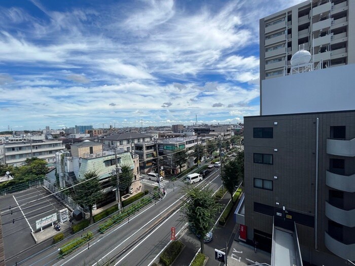 室内からの展望 コンフォ－トアベニュ－