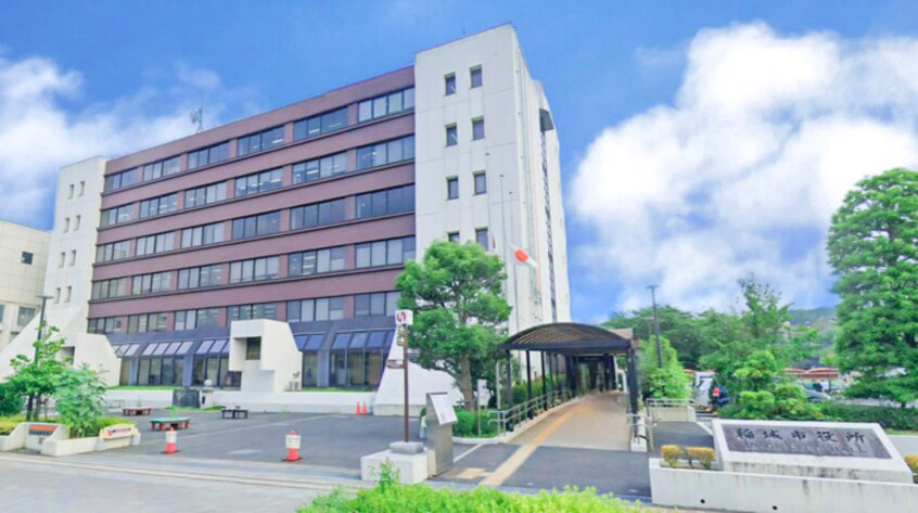 稲城市役所(役所)まで840m ドミールパーク