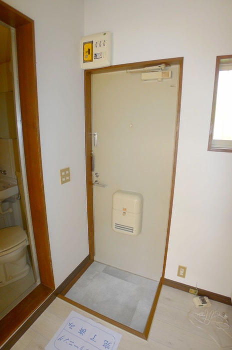 玄関 サニ－コ－ト中山Ⅰ