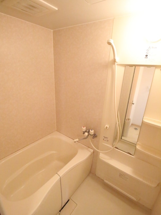 バス／シャワールーム等 ドミ－ル