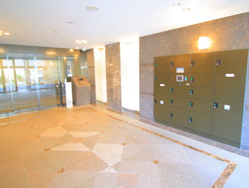 エントランス部分 ﾙｰﾌﾞﾙ板橋東新町弐番館