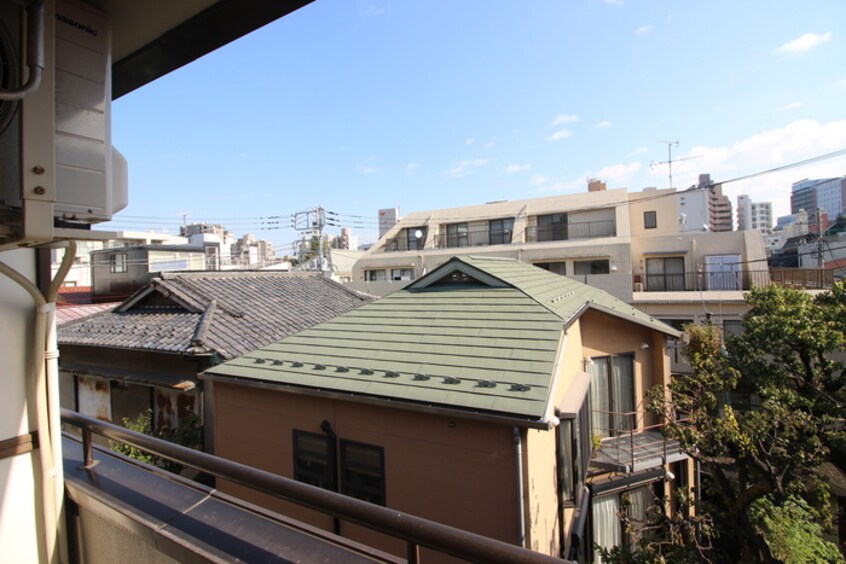 室内からの展望 ラーマ本郷（306）