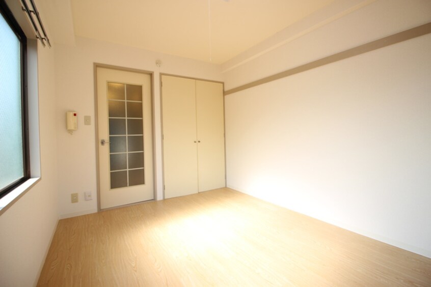 居室 ラーマ本郷（306）