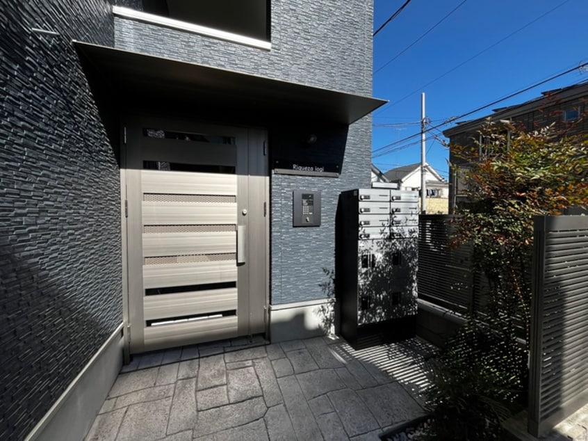 エントランス部分 リキューザ井荻