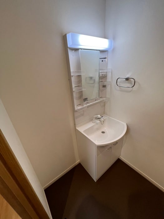 洗面 TENAS吉祥寺通