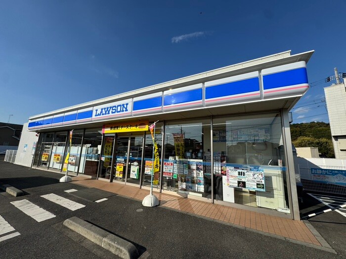 ローソン 茅ヶ崎甘沼(コンビニ)まで399m Palma Foresta