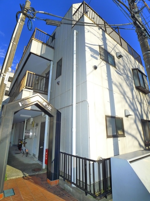 エントランス部分 ドミ－ル２０世紀ヶ丘