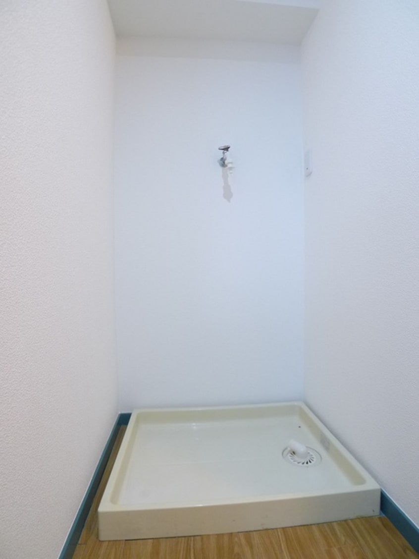 洗濯機置場 ドミ－ル２０世紀ヶ丘