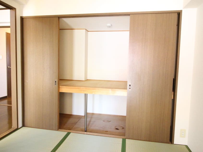 収納 グローリーパレスＡ