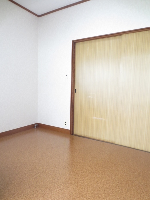 居室 アパ－ト丹葉