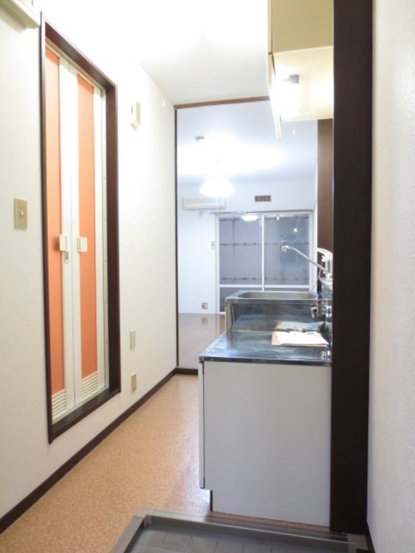 玄関 ミナミコ－ポ