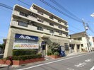 三高・高島平ビルの外観