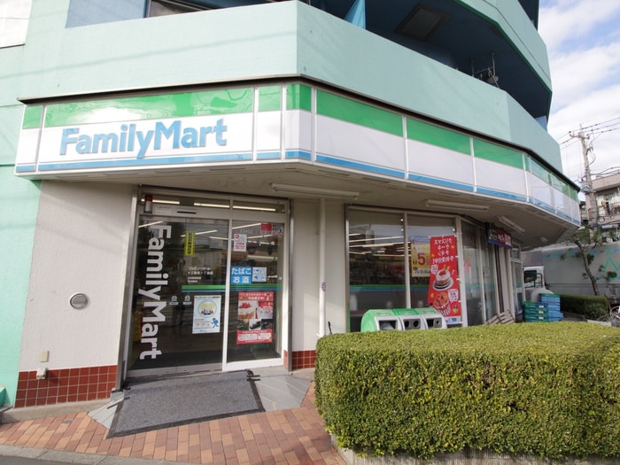 ファミリーマート　辰巳1丁目店(コンビニ)まで1100m ｻﾞ･ﾌﾟﾚﾐｱﾑｷｭｰﾌﾞG潮見（102）