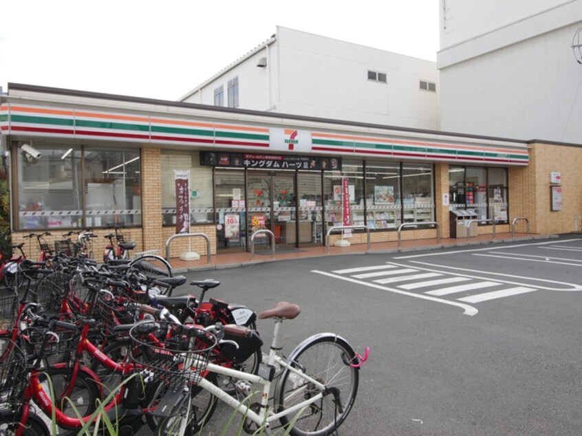 セブンイレブン　江東潮見2丁目店(コンビニ)まで450m ｻﾞ･ﾌﾟﾚﾐｱﾑｷｭｰﾌﾞG潮見（102）