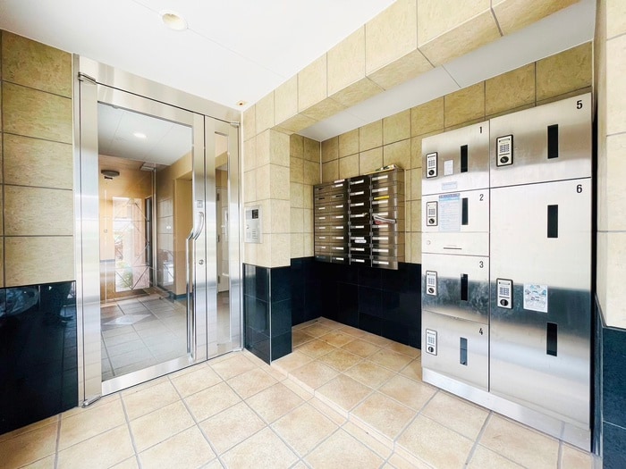 エントランス部分 エクセルいづみ