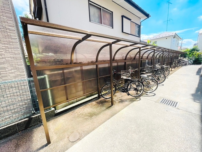 駐輪場 エクセルいづみ