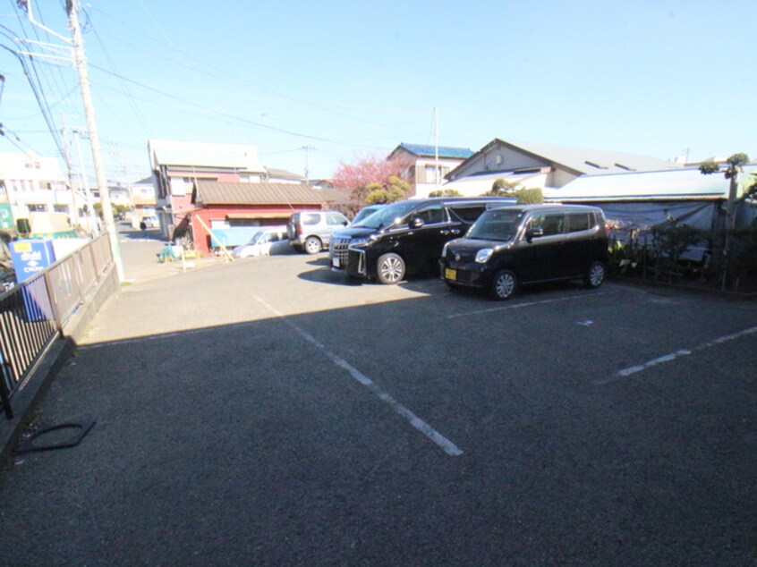 駐車場 エステ－ト和田