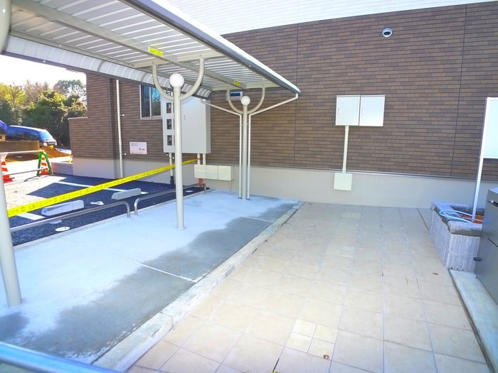 駐輪場 フェスティナレンテ