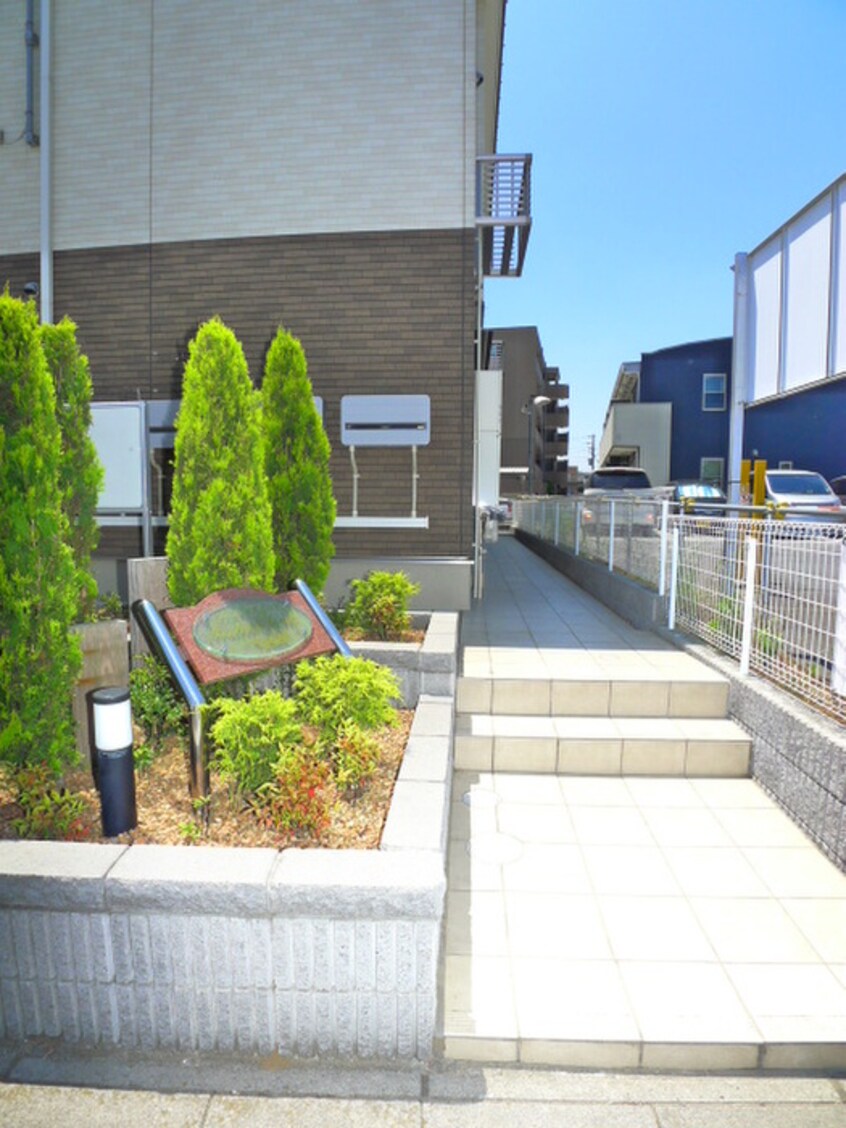 エントランス部分 フェスティナレンテ