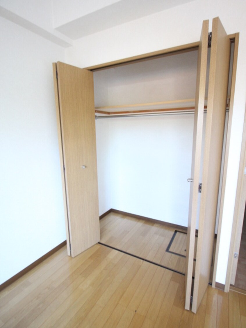 収納 晴見町明星パレス